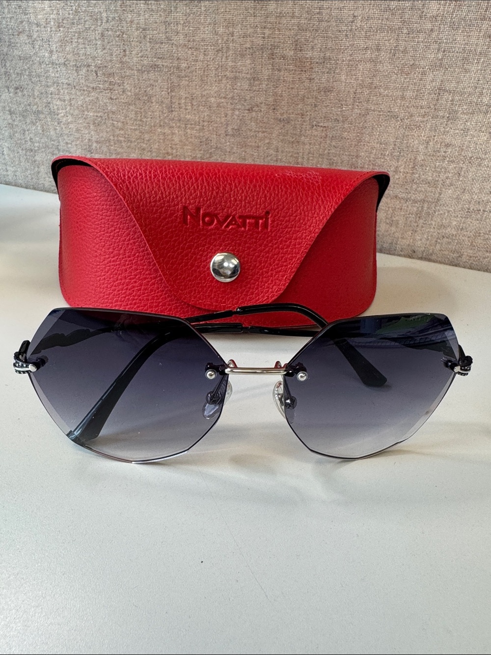 Authentic Novattti Women’s Rimless Gradient Gray Italian Sunglasses NEW - Picture 2 of 10